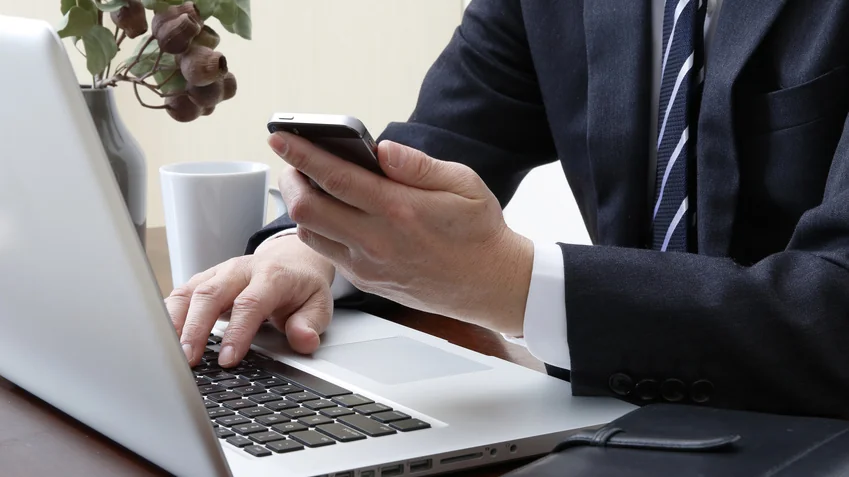 Advanced Cloud VoIP Telephony and Unified Communications Desk